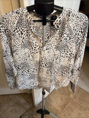 Women’s Black & White Animal Print Blouse